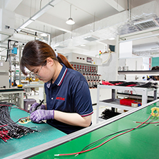 Ensemble moteur à courant continu à balais